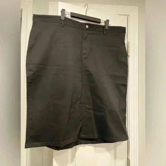 Dickies Black Cotton Spandex Mini Skirt Back Slit Button Front Plus Size 24 - Picture 1 of 10